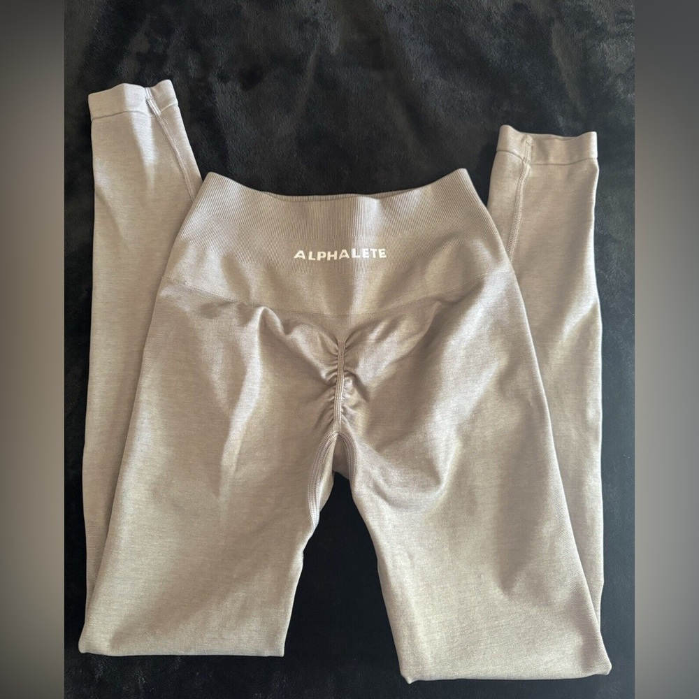 Alphalete leggings sand color